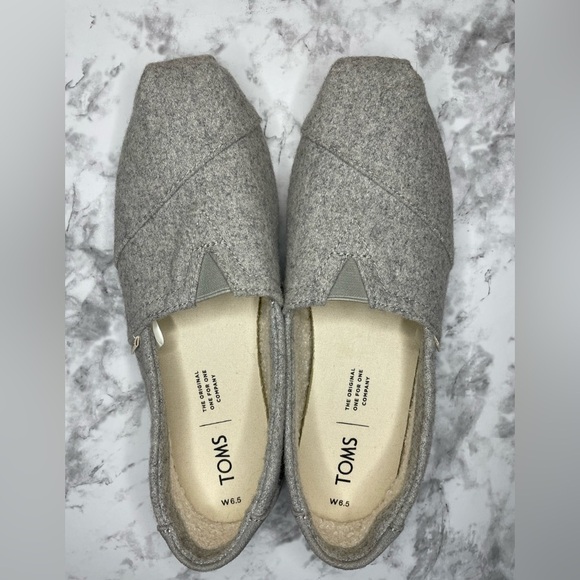 TOMS Seasonal Classic Alpargata Drizzle Grey Felt/Faux Shearling - Picture 9 of 11